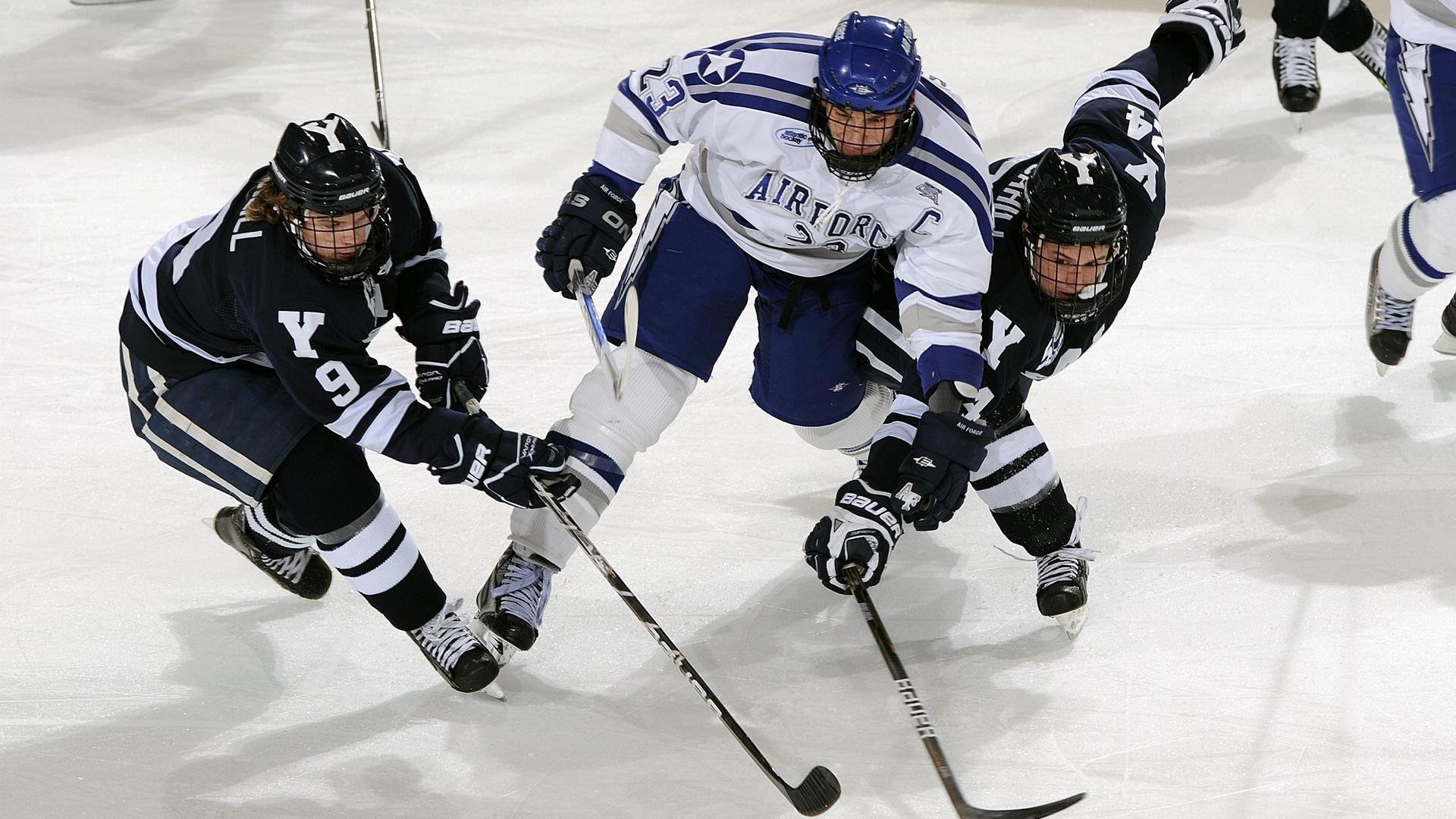 爱游戏体验-《新兴游戏类型爆发：卡牌、模拟、休闲成电竞新宠》，新型的游戏